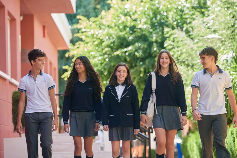 Alumnos de 9º de Newton College ganan la Olimpiada de Ingeniería