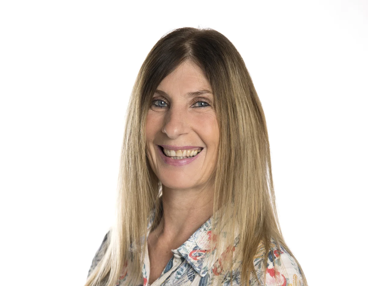 Paula Hodge