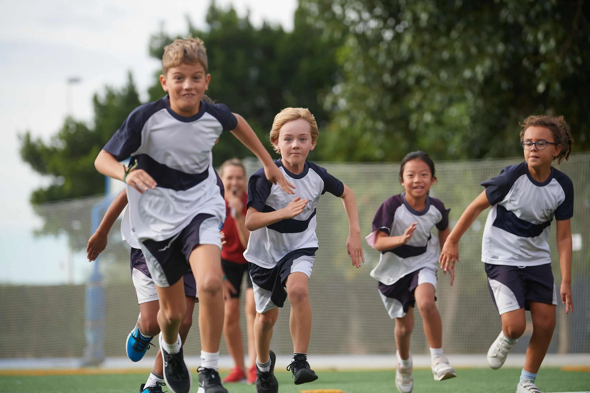 Clubs, sports & opportunities
